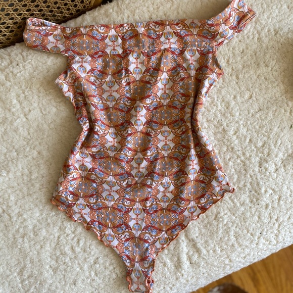 Free People Retro Off Shoulder Bodysuit (M) - Picture 6 of 7